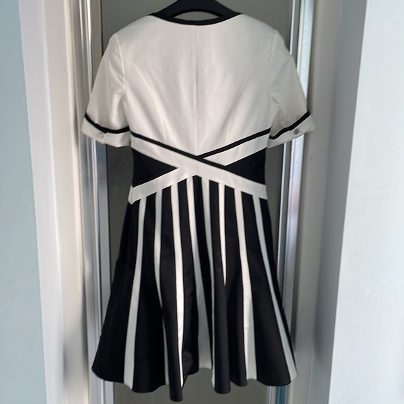 Karen Millen black and white dress - Picture 9 of 14